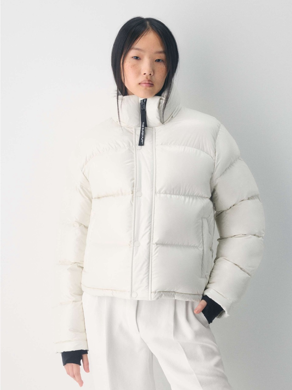 Aritzia Super Puff Shorty - White